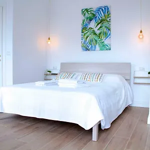 casa-fabiana-naples.hotels-amalfi.com/